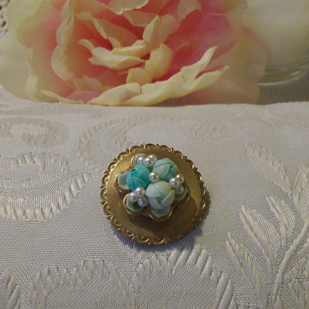 14/20 10kt gold brooch
